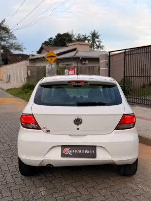 VOLKSWAGEN-GOL-2013