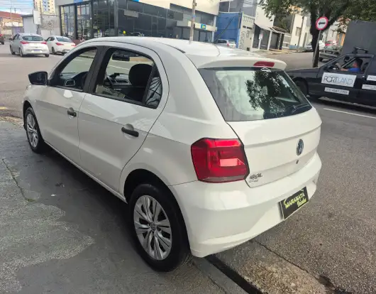VOLKSWAGEN-GOL-2022