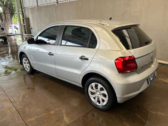 VOLKSWAGEN-GOL-2020