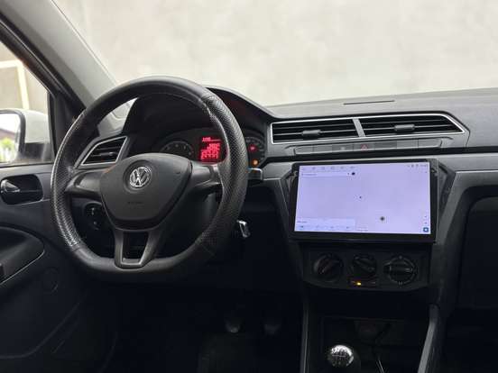 VOLKSWAGEN-GOL-2021