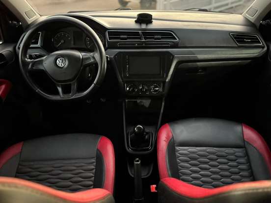 VOLKSWAGEN-GOL-2020