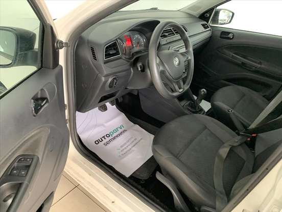 VOLKSWAGEN-GOL-2022