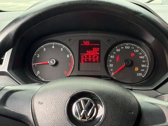 VOLKSWAGEN-GOL-2017