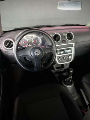 VOLKSWAGEN-GOL-2010
