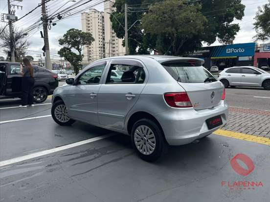 VOLKSWAGEN-GOL-1.0 MI 8V FLEX 4P MANUAL G.IV VOLKSWAGEN-GOL-2009
