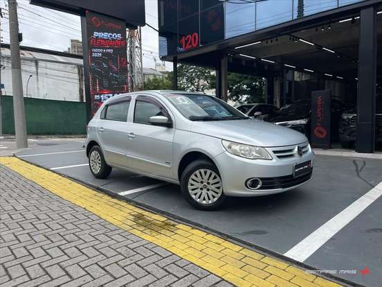 VOLKSWAGEN-GOL-2009