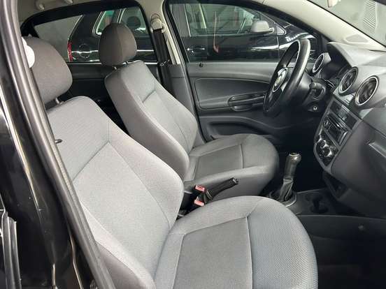 VOLKSWAGEN-GOL-1.0 MI 8V FLEX 4P MANUAL G.V VOLKSWAGEN-GOL-2010