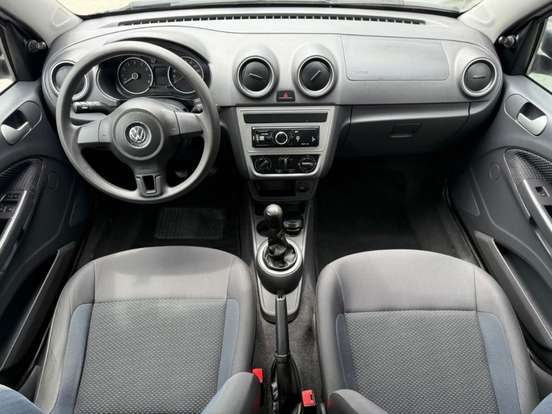 VOLKSWAGEN-GOL-1.0 MI TRENDLINE 8V FLEX 4P MANUAL VOLKSWAGEN-GOL-2014