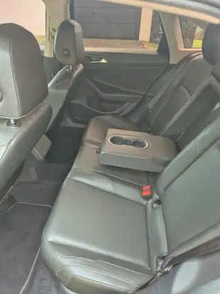 VOLKSWAGEN-JETTA-2018