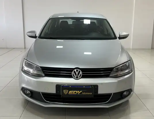 VOLKSWAGEN-JETTA-2.0 TSI HIGHLINE 200CV GASOLINA 4P TIPTRONIC VOLKSWAGEN-JETTA-2012