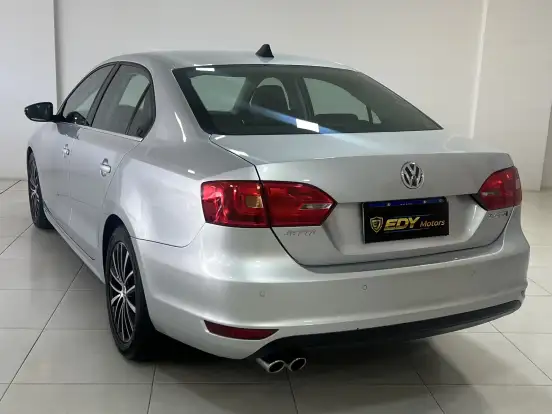 VOLKSWAGEN-JETTA-2.0 TSI HIGHLINE 200CV GASOLINA 4P TIPTRONIC VOLKSWAGEN-JETTA-2012