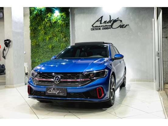 VOLKSWAGEN-JETTA-2023