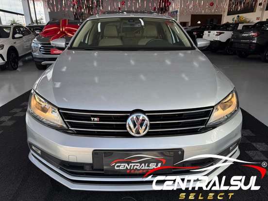 VOLKSWAGEN-JETTA-2014