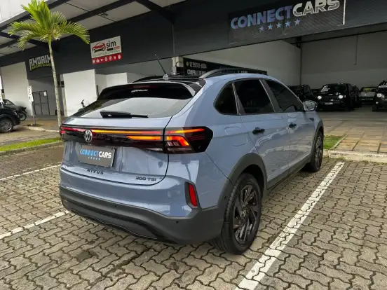 VOLKSWAGEN-NIVUS-1.0 200 TSI TOTAL FLEX HIGHLINE AUTOMÁTICO VOLKSWAGEN-NIVUS-2025