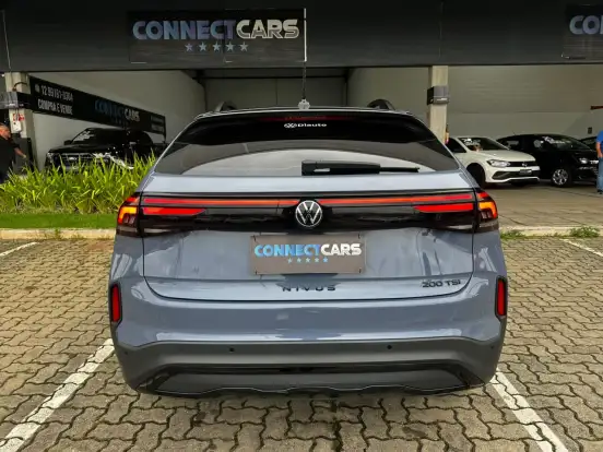 VOLKSWAGEN-NIVUS-1.0 200 TSI TOTAL FLEX HIGHLINE AUTOMÁTICO VOLKSWAGEN-NIVUS-2025