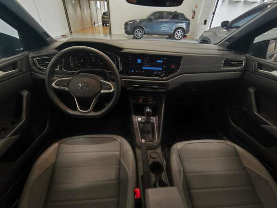 VOLKSWAGEN-NIVUS-1.0 200 TSI TOTAL FLEX HIGHLINE AUTOMÁTICO VOLKSWAGEN-NIVUS-2024
