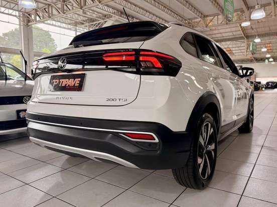 VOLKSWAGEN-NIVUS-1.0 200 TSI TOTAL FLEX HIGHLINE AUTOMÁTICO VOLKSWAGEN-NIVUS-2023