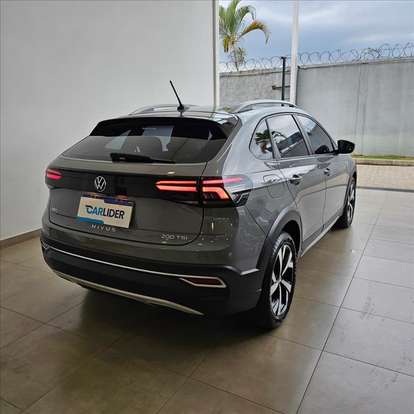 VOLKSWAGEN-NIVUS-1.0 200 TSI TOTAL FLEX HIGHLINE AUTOMÁTICO VOLKSWAGEN-NIVUS-2023
