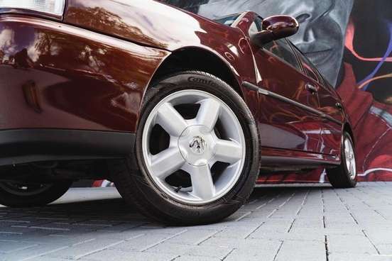 VOLKSWAGEN-PARATI-1999