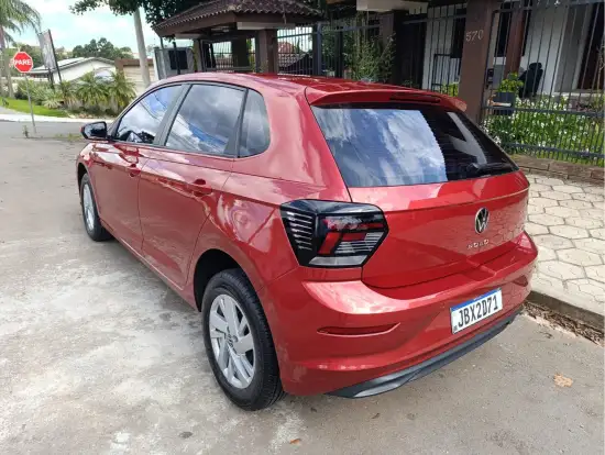 VOLKSWAGEN-POLO-2023