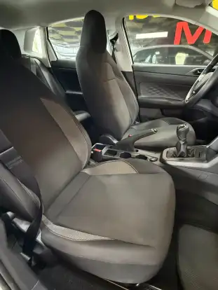 VOLKSWAGEN-POLO-2023