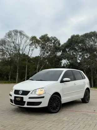 VOLKSWAGEN-POLO-2012