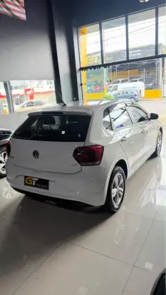 VOLKSWAGEN-POLO-2018