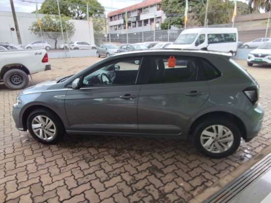 VOLKSWAGEN-POLO-2024