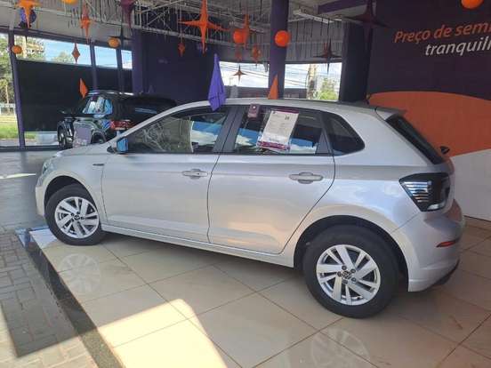VOLKSWAGEN-POLO-2025