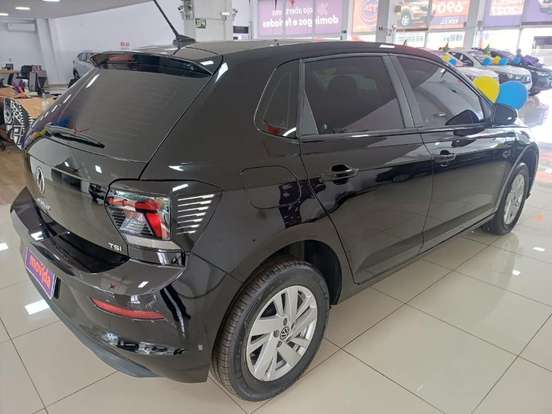 VOLKSWAGEN-POLO-2024
