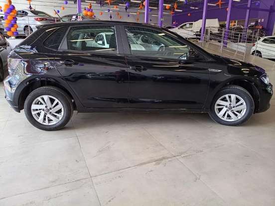 VOLKSWAGEN-POLO-2024