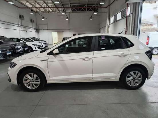VOLKSWAGEN-POLO-2024