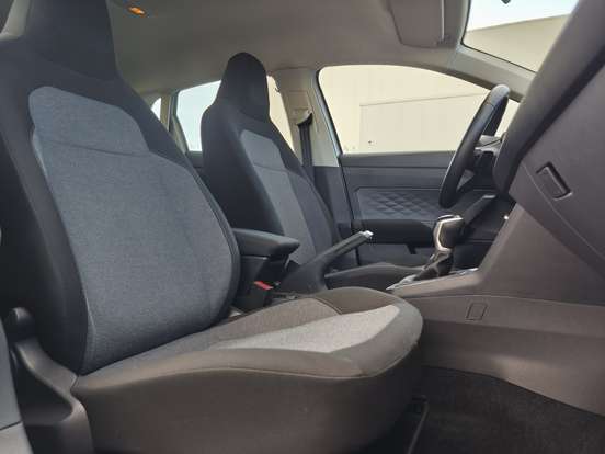 VOLKSWAGEN-POLO-1.0 170 TSI COMFORTLINE AUTOMÁTICO VOLKSWAGEN-POLO-2024