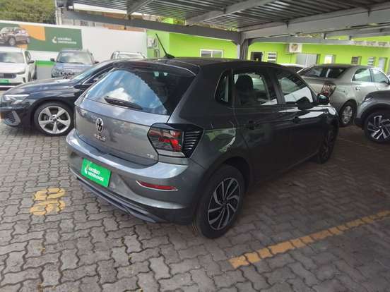 VOLKSWAGEN-POLO-2024