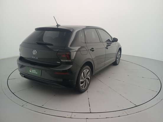 VOLKSWAGEN-POLO-2024