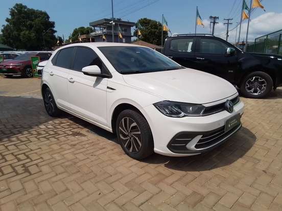 VOLKSWAGEN-POLO-2025