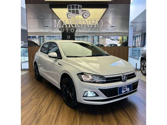 VOLKSWAGEN-POLO-2019