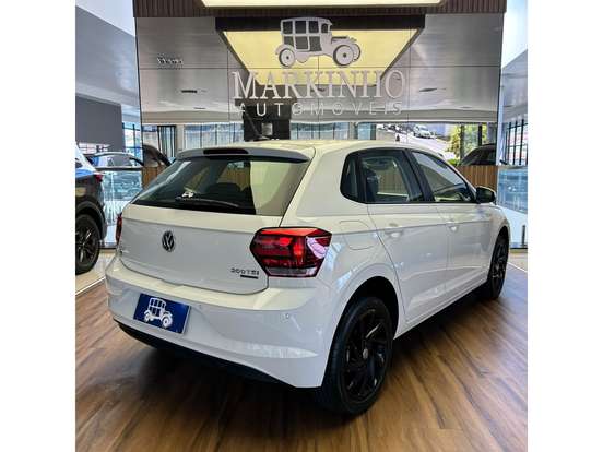 VOLKSWAGEN-POLO-2019