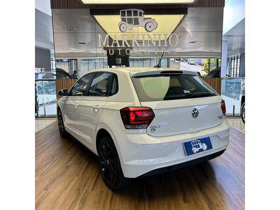 VOLKSWAGEN-POLO-2019