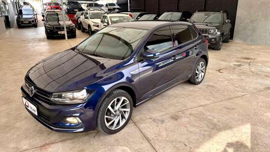 VOLKSWAGEN-POLO-2018