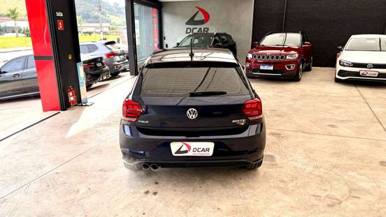 VOLKSWAGEN-POLO-2018