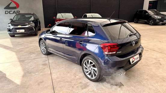 VOLKSWAGEN-POLO-2018