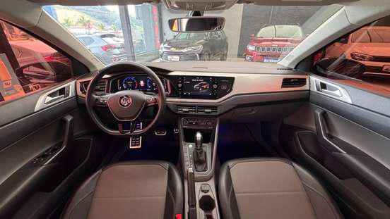 VOLKSWAGEN-POLO-1.0 200 TSI HIGHLINE AUTOMÁTICO VOLKSWAGEN-POLO-2018