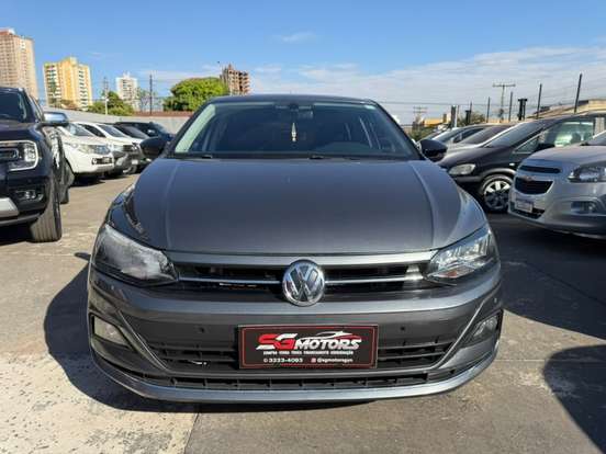 VOLKSWAGEN-POLO-2021