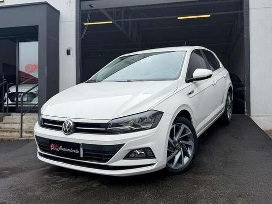 VOLKSWAGEN-POLO-2019