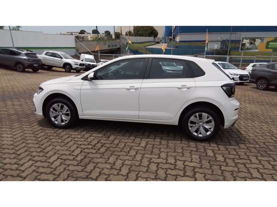 VOLKSWAGEN-POLO-2024
