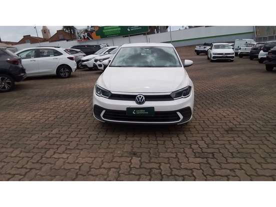 VOLKSWAGEN-POLO-2023