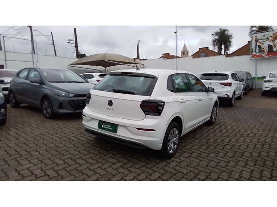 VOLKSWAGEN-POLO-2023