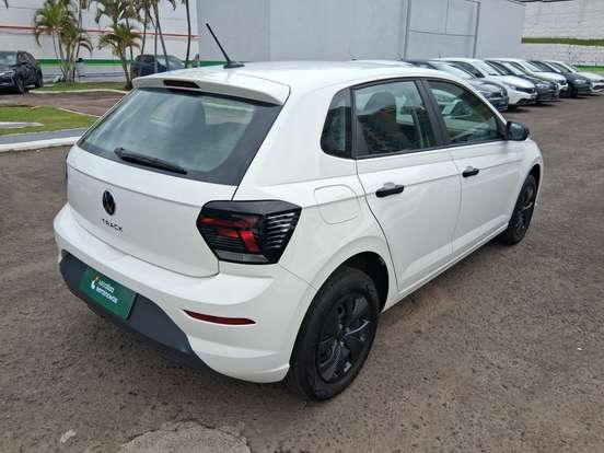 VOLKSWAGEN-POLO-2025