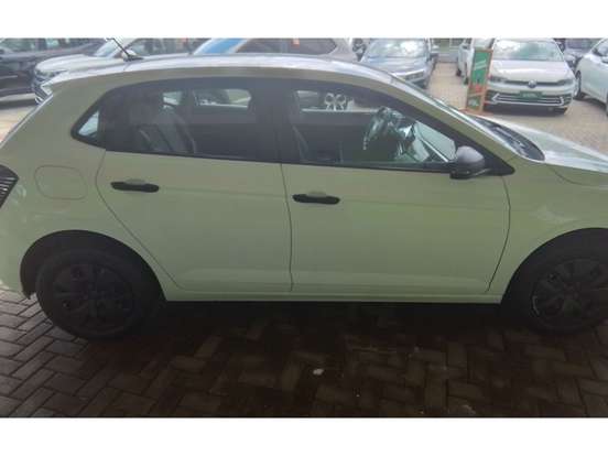 VOLKSWAGEN-POLO-2025